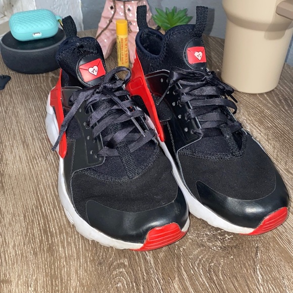 Nike Huraches - Picture 3 of 10